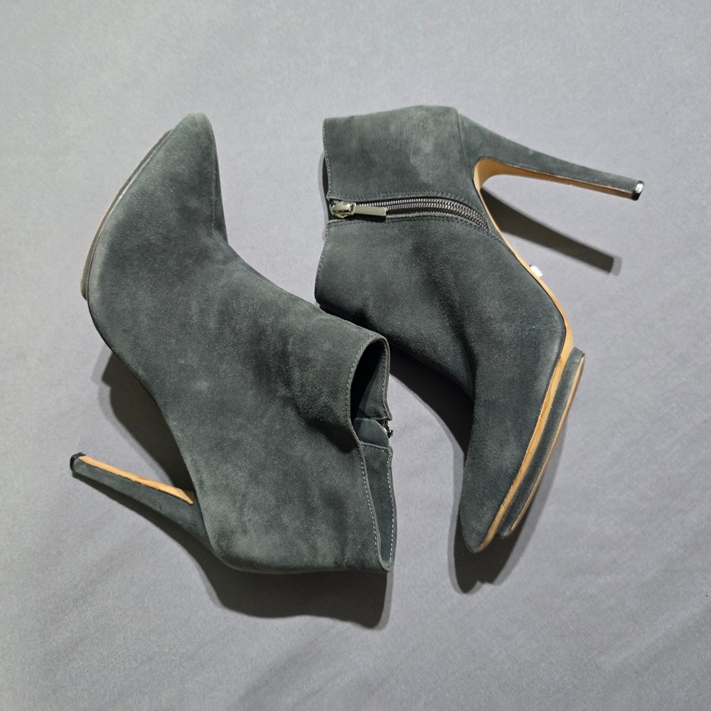 Victoria Secret Ankle Boots Women 9B  green Suede Pointed Toe Stiletto